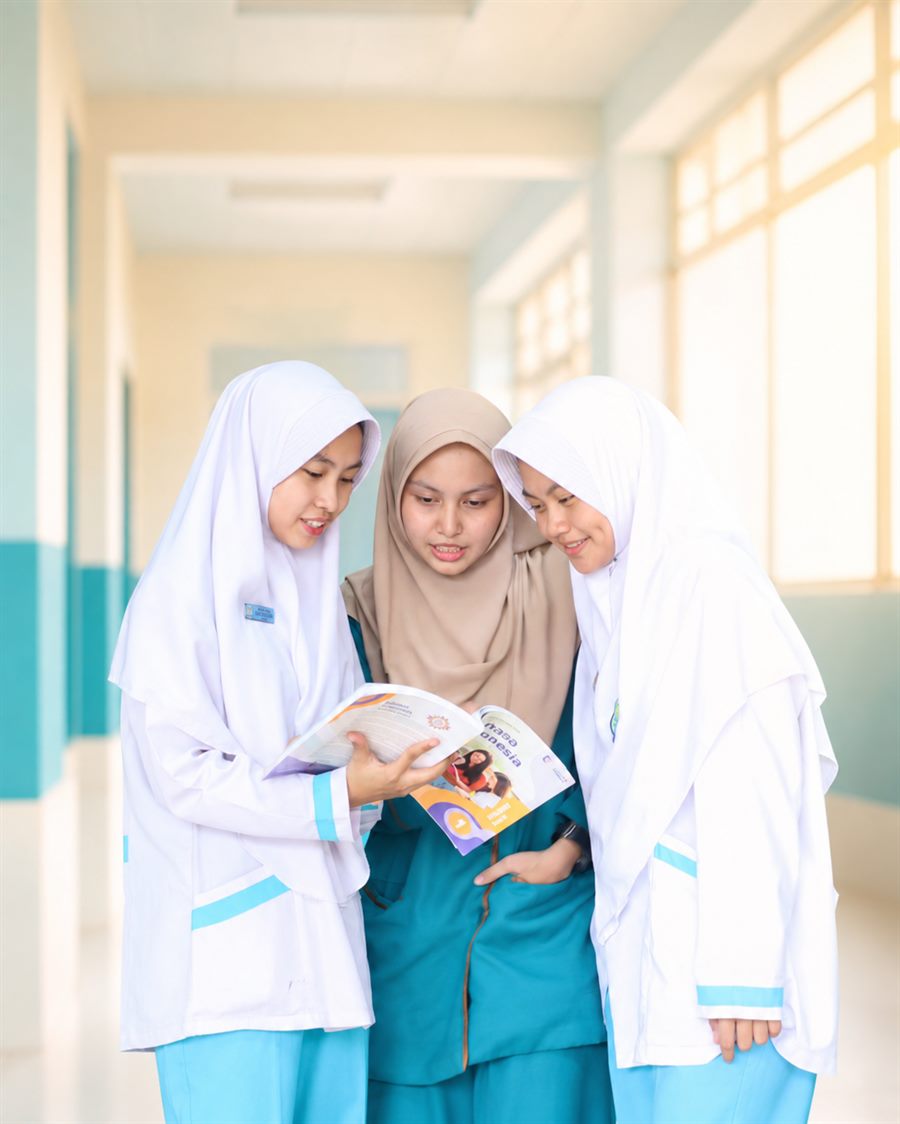 Suasana pendaftaran murid baru
